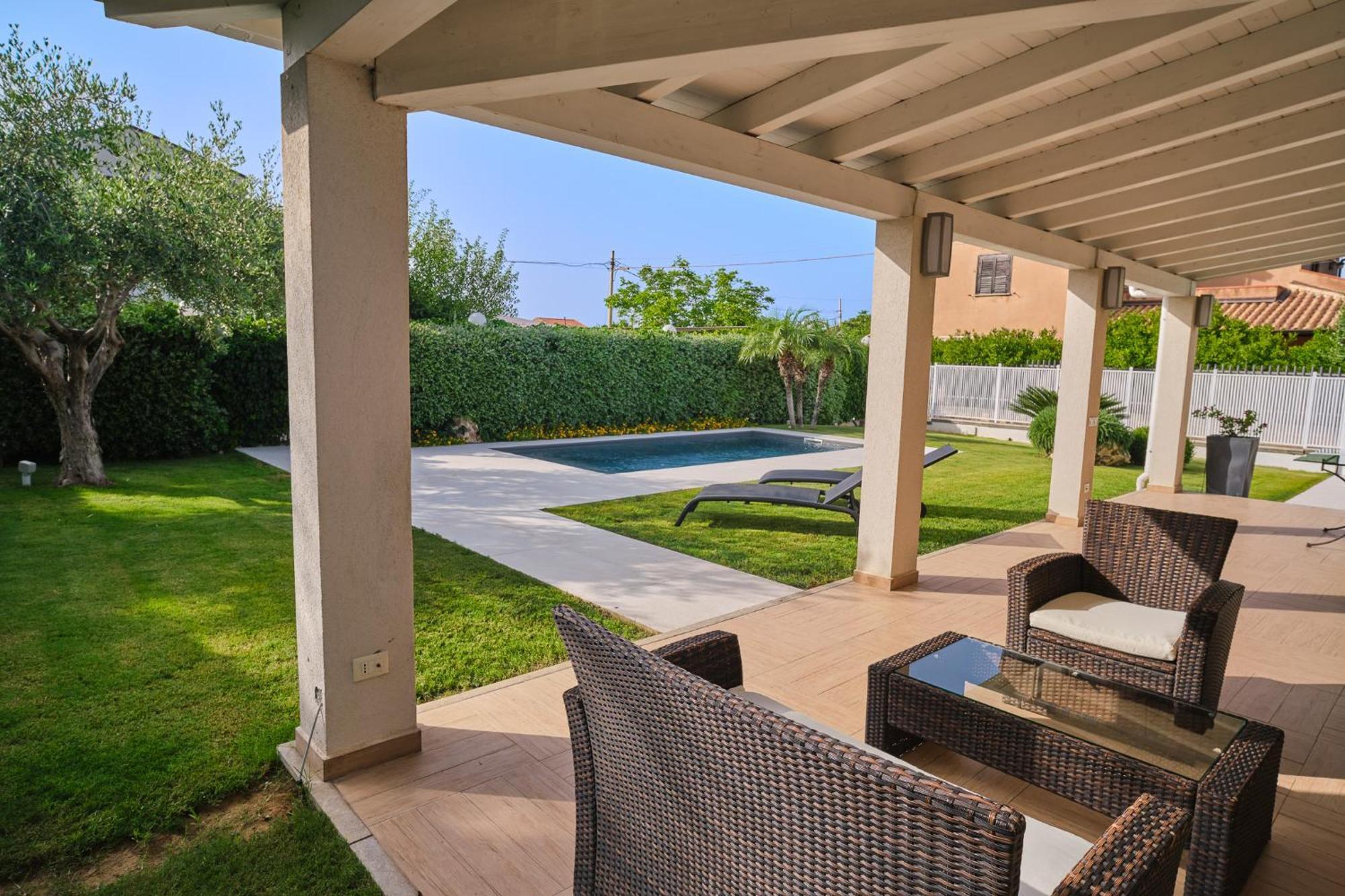 לסקארי Villa Sicilia מראה חיצוני תמונה